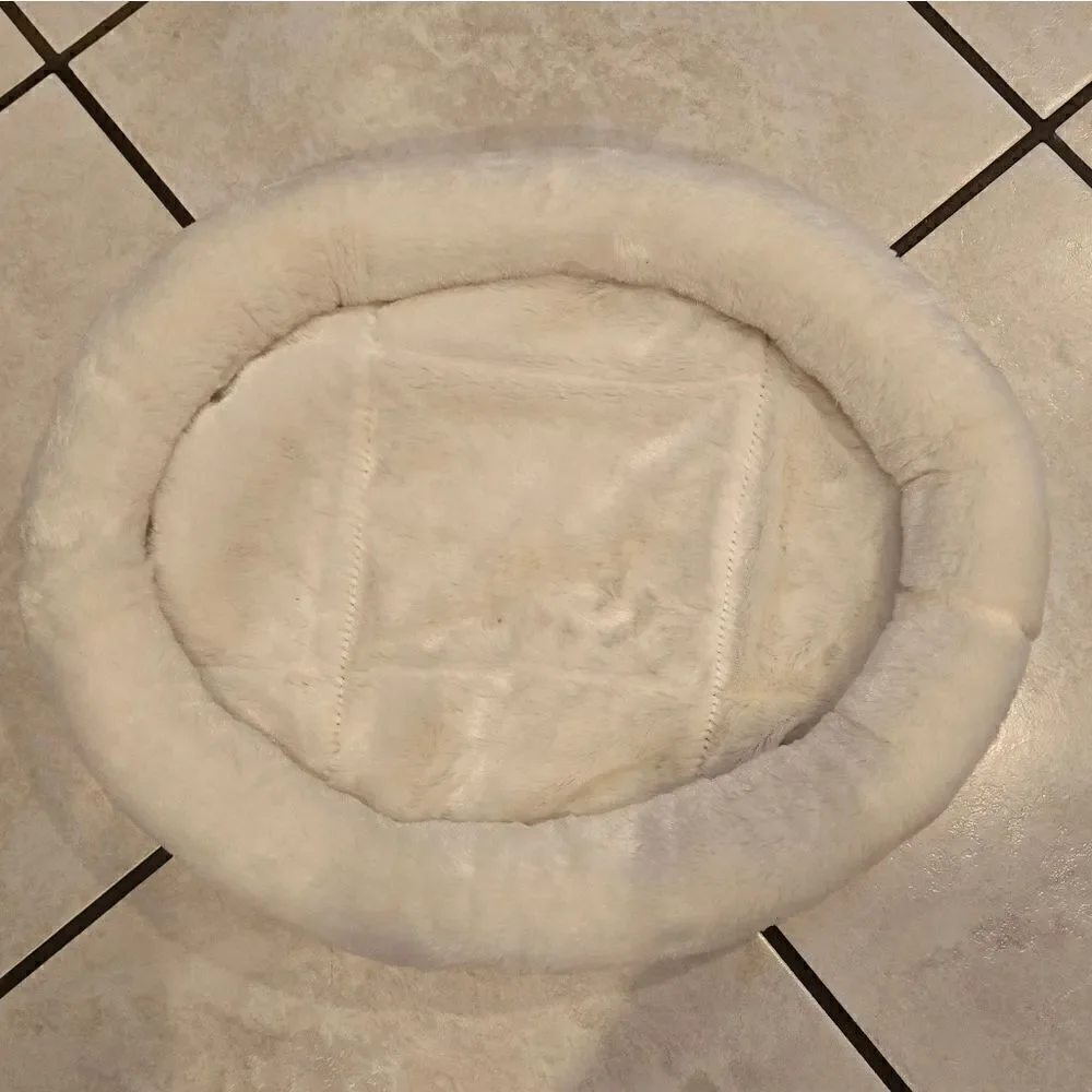 Cat Bed Plush 18 x 12